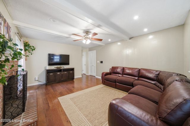 3903 Bayonne Ct, Jeffersontown, KY 40299