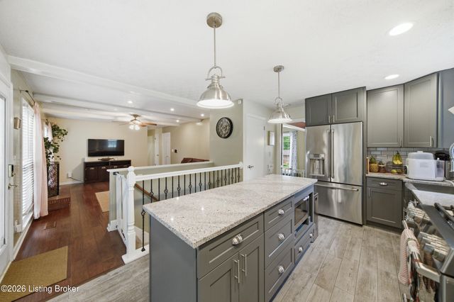3903 Bayonne Ct, Jeffersontown, KY 40299