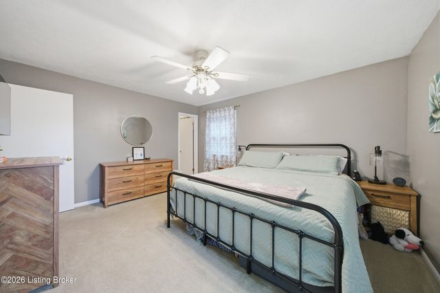 3903 Bayonne Ct, Jeffersontown, KY 40299