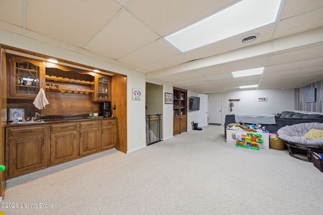 3903 Bayonne Ct, Jeffersontown, KY 40299