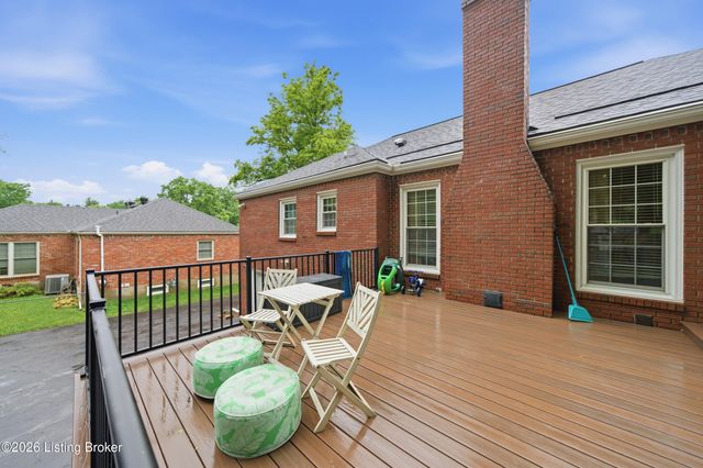 3903 Bayonne Ct, Jeffersontown, KY 40299