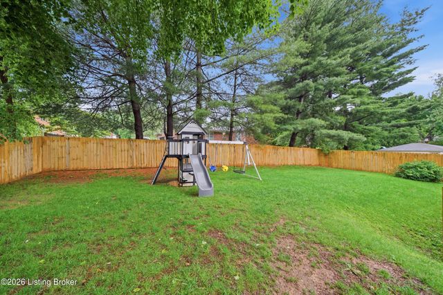 3903 Bayonne Ct, Jeffersontown, KY 40299
