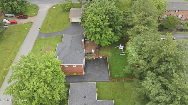 3903 Bayonne Ct, Jeffersontown, KY 40299