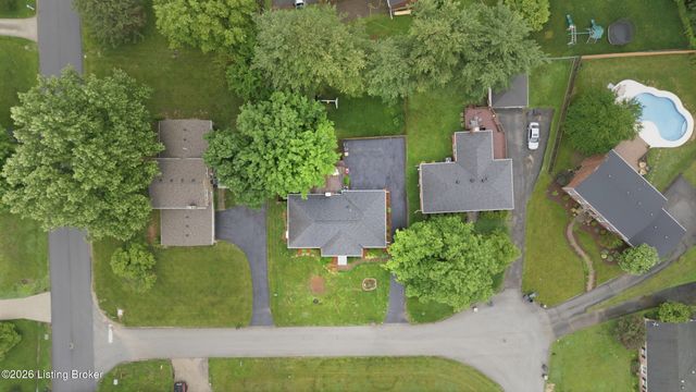 3903 Bayonne Ct, Jeffersontown, KY 40299