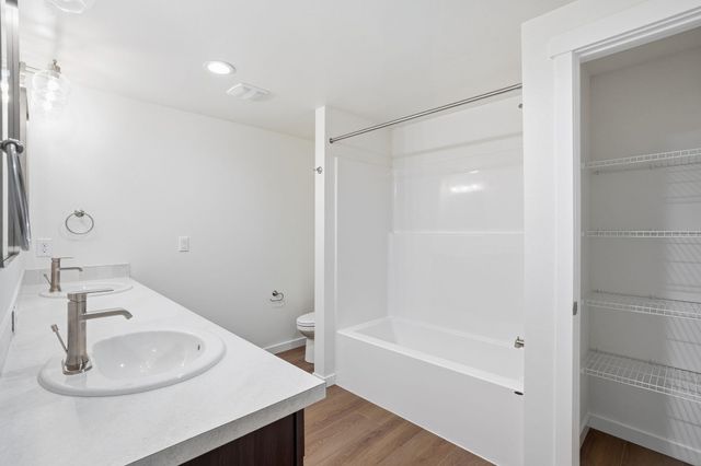 3335 S Morrill Ln, Spokane, WA 99223