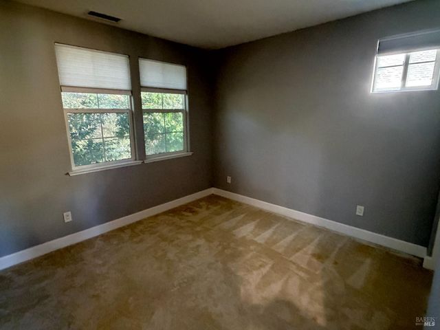 6223 Newhaven Ln, Vallejo, CA 94591