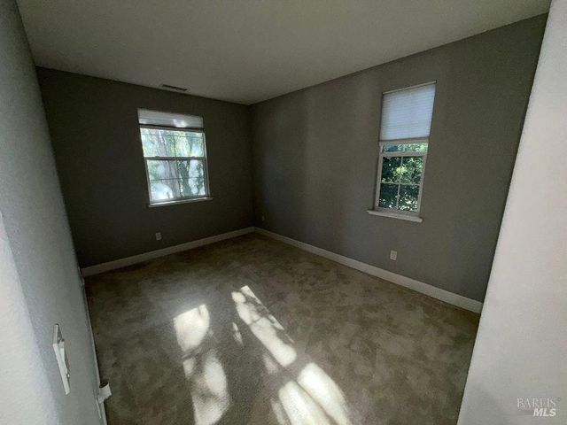 6223 Newhaven Ln, Vallejo, CA 94591