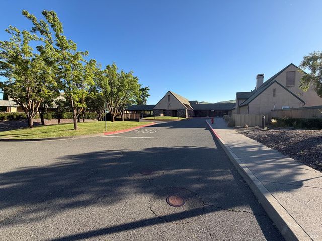 6223 Newhaven Ln, Vallejo, CA 94591