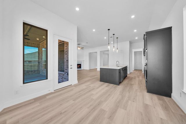 10290 Bluegill Crest Drive, Willis, TX 77318