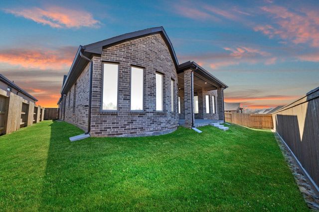 10290 Bluegill Crest Drive, Willis, TX 77318