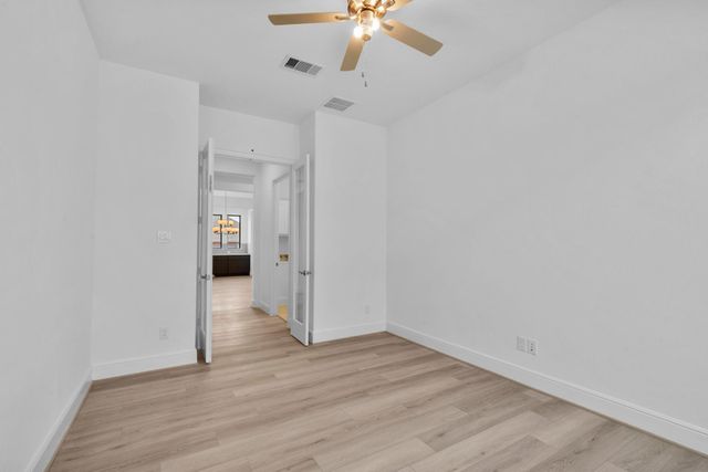 10290 Bluegill Crest Drive, Willis, TX 77318