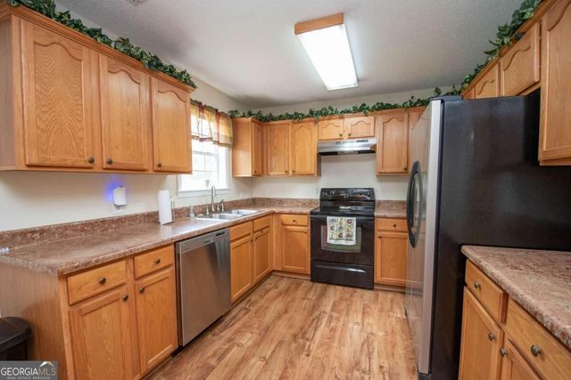 55 Woodrow Place, Newnan, GA 30263