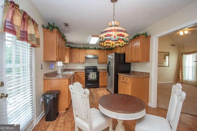 55 Woodrow Place, Newnan, GA 30263