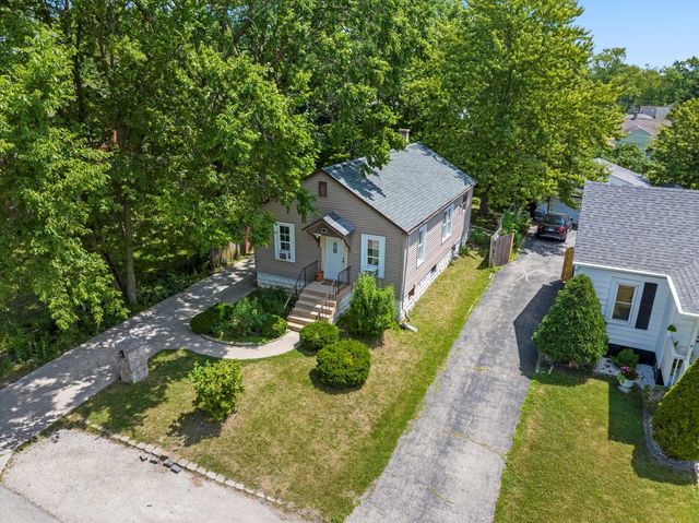 526 Algonquin Street, Joliet, IL 60432