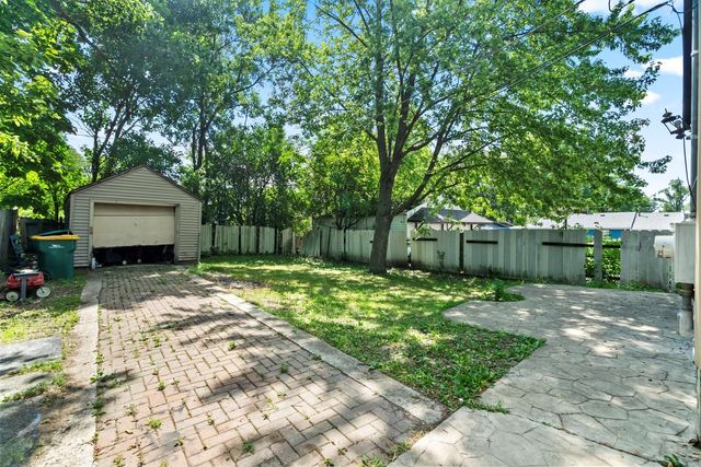 526 Algonquin Street, Joliet, IL 60432