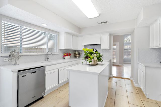 12800 Briar Forest Drive 48, Houston, TX 77077