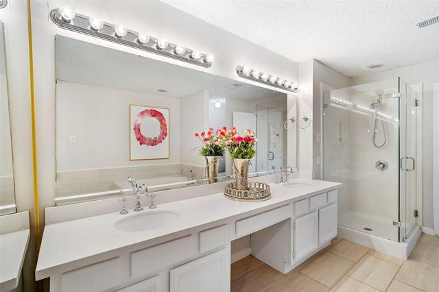 12800 Briar Forest Drive 48, Houston, TX 77077