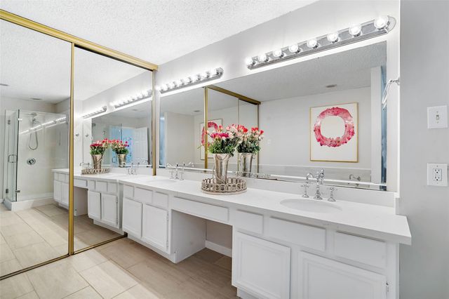 12800 Briar Forest Drive 48, Houston, TX 77077