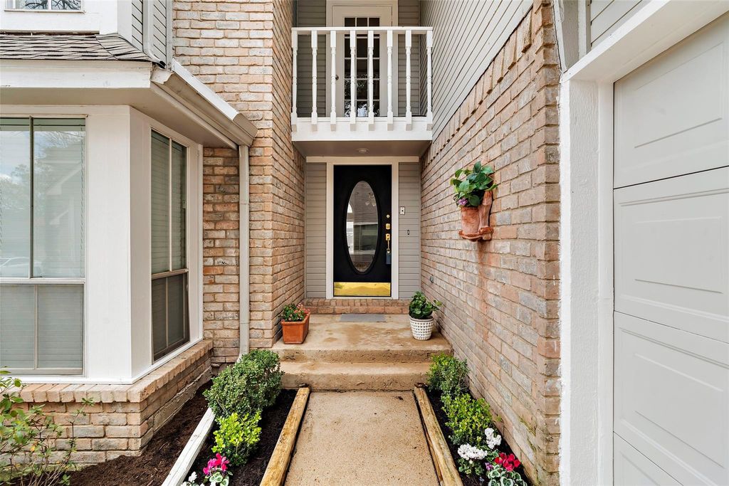 12800 Briar Forest Drive 48, Houston, TX 77077