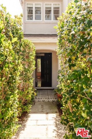 3008 Motor Avenue, Los Angeles, CA 90064