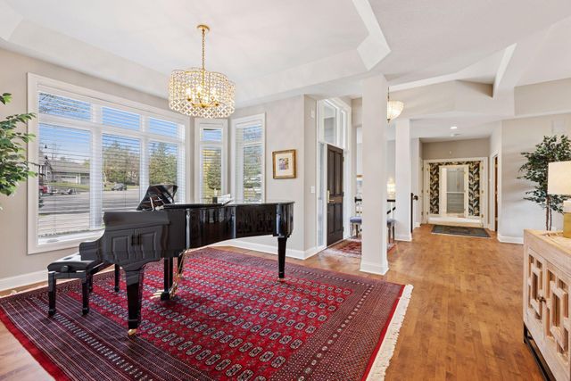 1280 Zircon Lane N, Plymouth, MN 55447