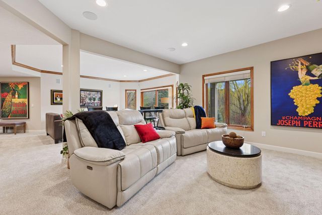 1280 Zircon Lane N, Plymouth, MN 55447