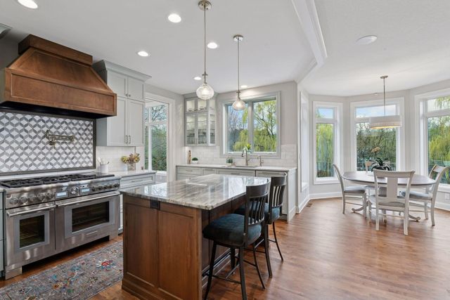 1280 Zircon Lane N, Plymouth, MN 55447