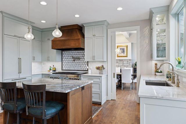 1280 Zircon Lane N, Plymouth, MN 55447