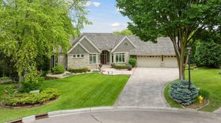 1280 Zircon Lane N, Plymouth, MN 55447