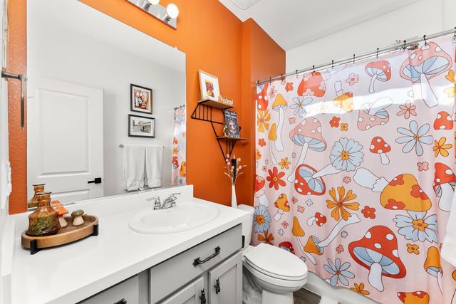 781 Chalice Creek Dr, Plumas Lake, CA 95961