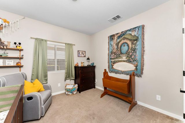 781 Chalice Creek Dr, Plumas Lake, CA 95961