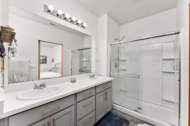 781 Chalice Creek Dr, Plumas Lake, CA 95961