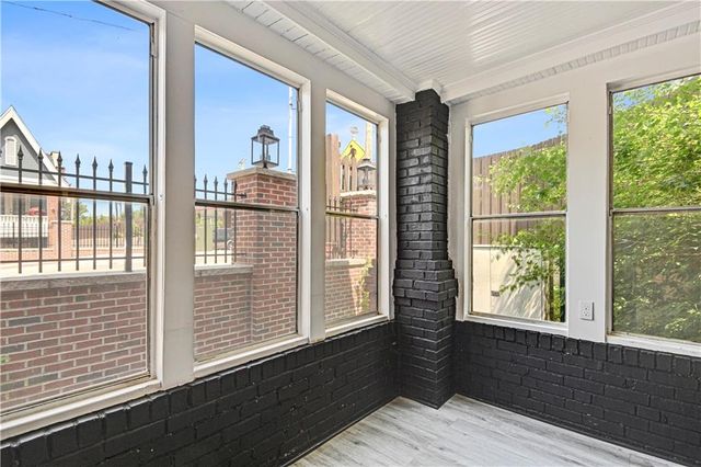 4311 Mercier Street 1N, Kansas City, MO 64111