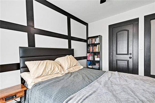 4311 Mercier Street 1N, Kansas City, MO 64111