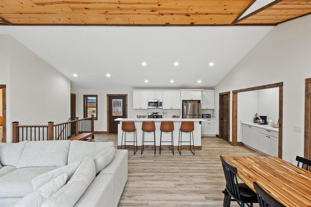 N8813 N Fly Rod Court, New Lisbon, WI 53950