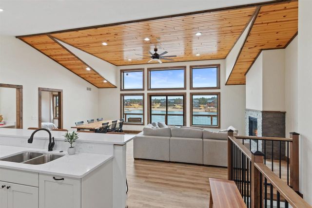 N8813 N Fly Rod Court, New Lisbon, WI 53950