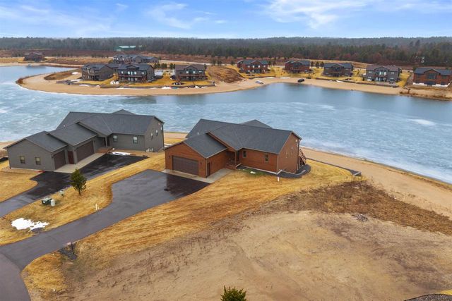 N8813 N Fly Rod Court, New Lisbon, WI 53950