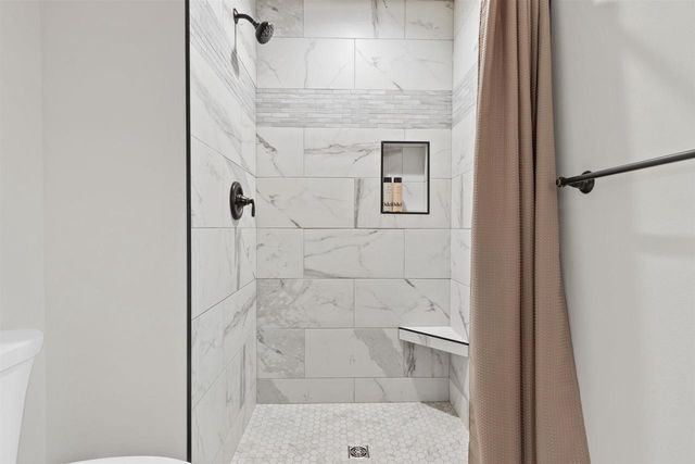 N8813 N Fly Rod Court, New Lisbon, WI 53950