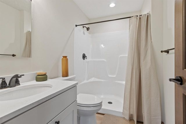 N8813 N Fly Rod Court, New Lisbon, WI 53950