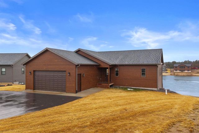 N8813 N Fly Rod Court, New Lisbon, WI 53950