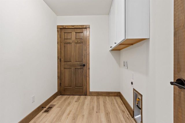 N8813 N Fly Rod Court, New Lisbon, WI 53950