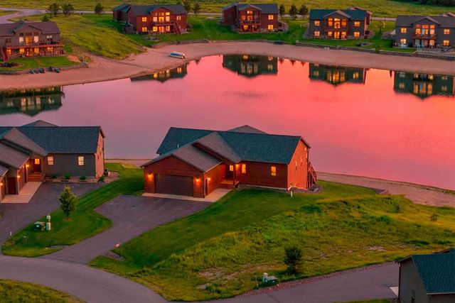 N8813 N Fly Rod Court, New Lisbon, WI 53950