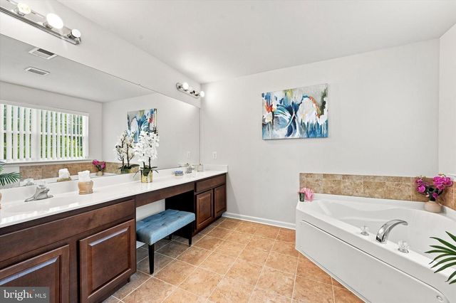 410 JANET CT, New Castle, DE 19720