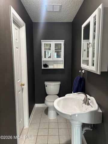 14-1 Providence Court, Freehold, NJ 07728