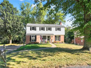 1481 Parkview Dr, Mccandless, PA 15101