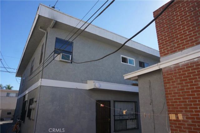 12526 Menlo Ave, Hawthorne, CA 90250