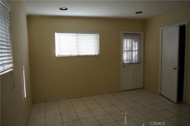 12526 Menlo Ave, Hawthorne, CA 90250