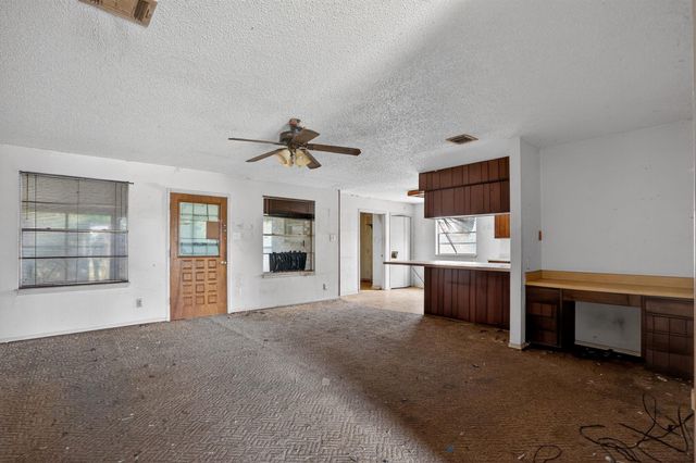 16119 Pine Street, Channelview, TX 77530