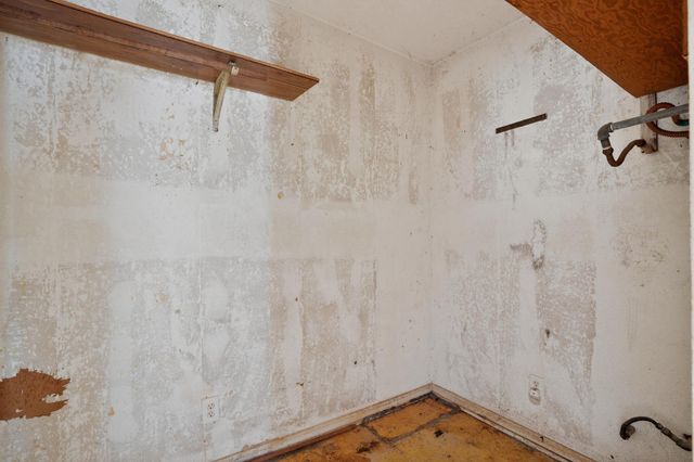 16119 Pine Street, Channelview, TX 77530