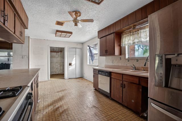 16119 Pine Street, Channelview, TX 77530